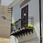 Le Alcove *