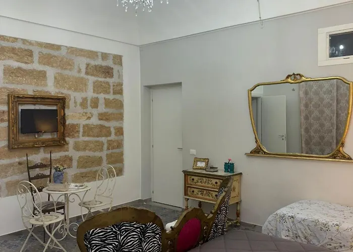 Le Alcove Apartment *
